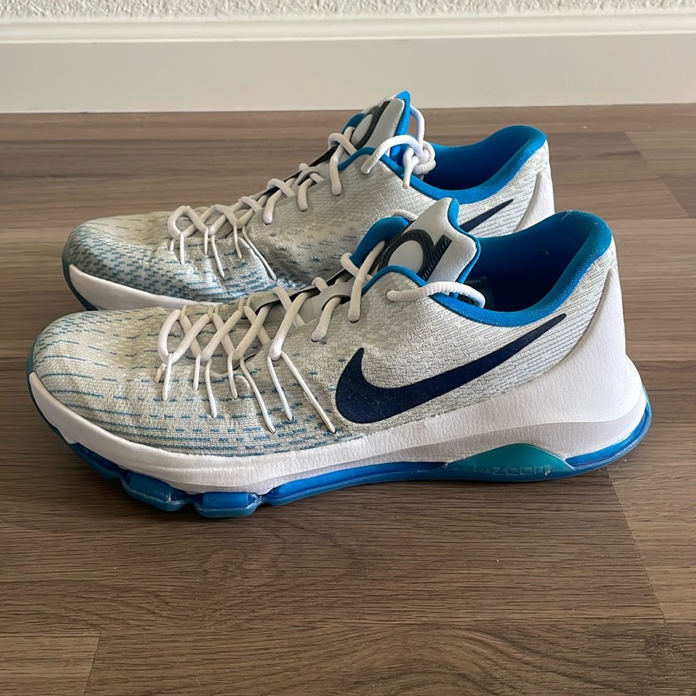 Nike Men’s White and Blue Athletic Shoes